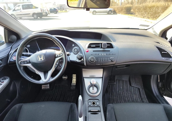 Honda Civic cena 22500 przebieg: 253483, rok produkcji 2008 z Toruń małe 154